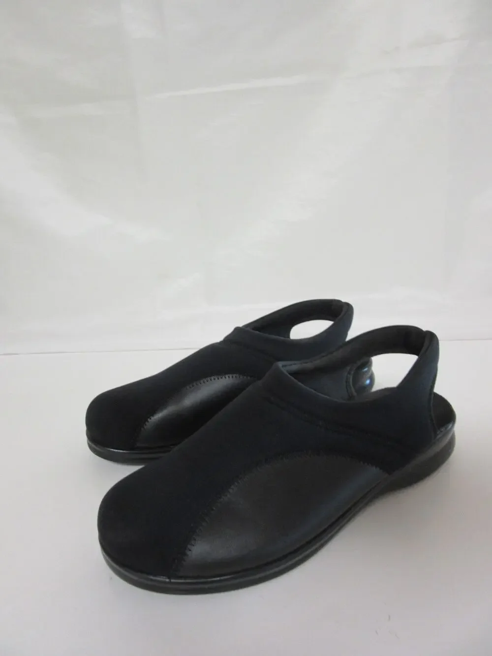 FLEXUS Spring Step Black 40 Flexia Slingback Comfort Cushioned Lounge Shoes-JB2